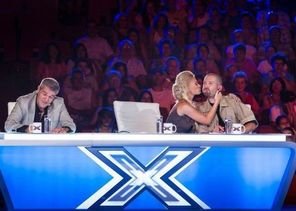X-Factor-Cheloo-amenintat-cu-tribunalul-video.jpg
